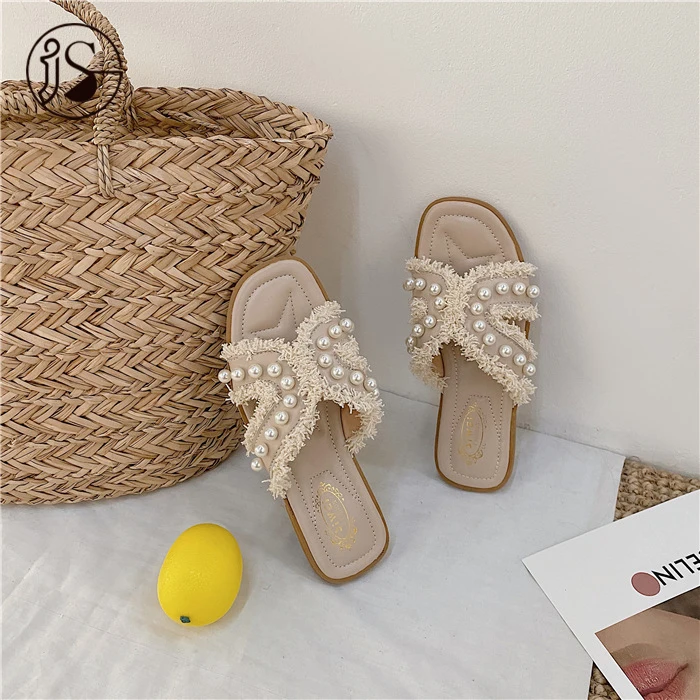Wholesale pearl women slippers fashion casual women slides fancy dazzling slides, Customized color
Wholesale pearl women slippers fashion casual women slides fancy dazzling slides, Customized color