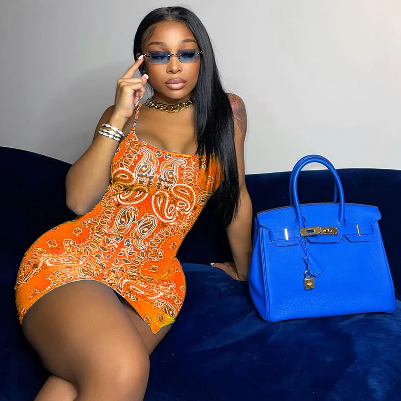 2021 summer casual paisley print spaghetti strap mini dress with split sexy fashion dresses women
2021 summer casual paisley print spaghetti strap mini dress with split sexy fashion dresses women