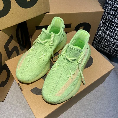2021 New 350 V2 Cost-effective Version Simulation Popcorn Combination Bottom Breathable Elastic Knit Couple Yeezy Running Shoes
2021 New 350 V2 Cost-effective Version Simulation Popcorn Combination Bottom Breathable Elastic Knit Couple Yeezy Running Shoes