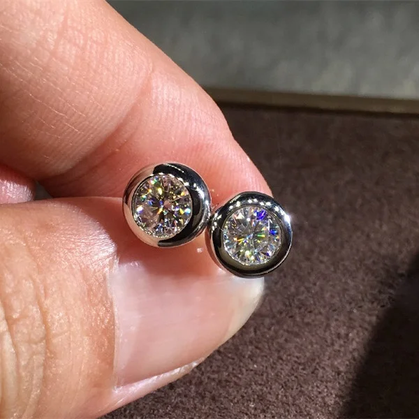 White Round Stud Earrings For Women Vintage Fashion Gold/Silver/Rose Gold Crystal Zircon Earring Party Jewelry
White Round Stud Earrings For Women Vintage Fashion Gold/Silver/Rose Gold Crystal Zircon Earring Party Jewelry