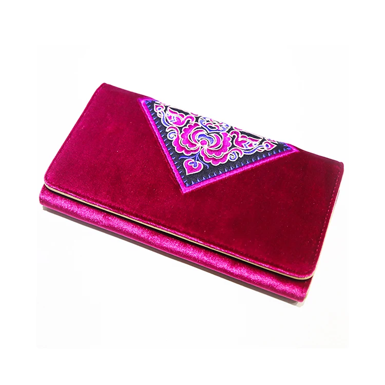 2021 New Design Hand Bag Hand Embroidery Chinese Style Clutch With Customized Cover form China
2021 New Design Hand Bag Hand Embroidery Chinese Style Clutch With Customized Cover form China