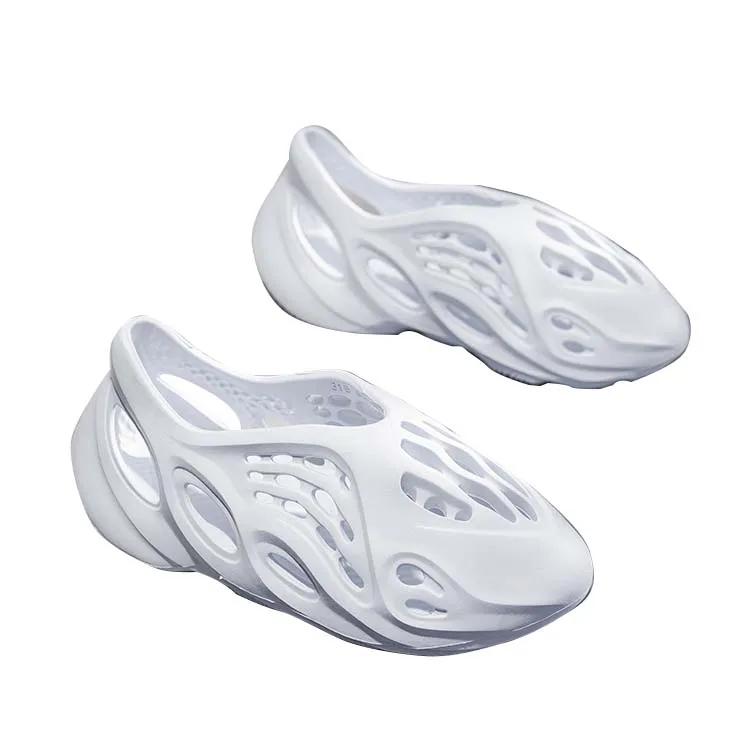 New color camouflage yeezy runner women white yezzy sandals 2021 beach water shoes unisex men summer footwear
New color camouflage yeezy runner women white yezzy sandals 2021 beach water shoes unisex men summer footwear