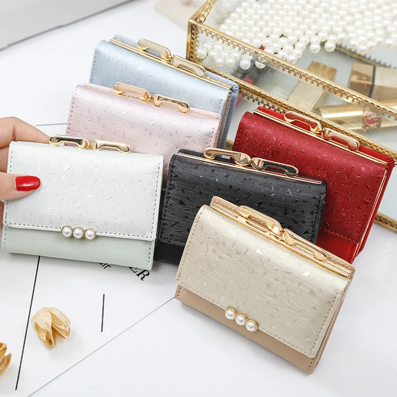 custom short Pearl Trifold small Clamp Designer Coin Pocket Card Holder coin purse leather ladies wallet, Customized color
custom short Pearl Trifold small Clamp Designer Coin Pocket Card Holder coin purse leather ladies wallet, Customized color