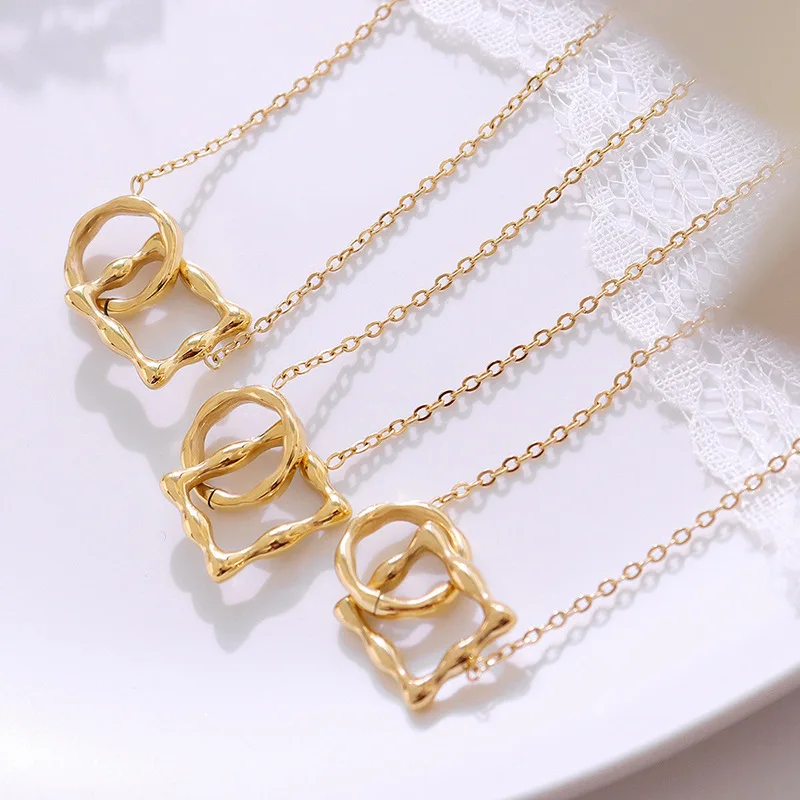 Women 18k stainless steel geometric shape buckle necklace pendant minimalist necklace gold plated collar de acero inoxidable
Women 18k stainless steel geometric shape buckle necklace pendant minimalist necklace gold plated collar de acero inoxidable