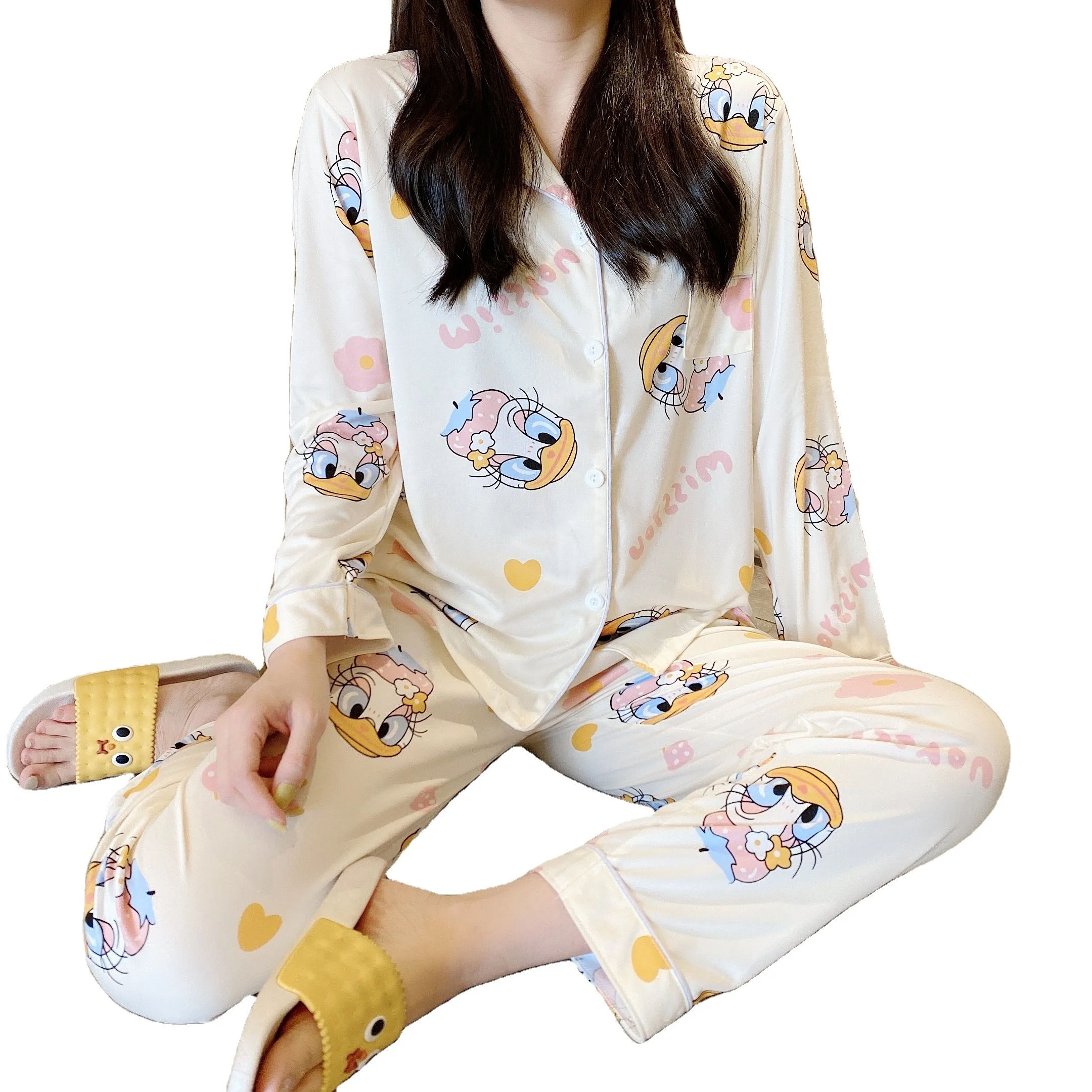 New Autumn Winter 2Pcs Lapel Cardigan Long Women Pajamas Lovely Cartoon Micky Duck Nightclothes Girls Causal Ladies Sleepwear, Picture shows
New Autumn Winter 2Pcs Lapel Cardigan Long Women Pajamas Lovely Cartoon Micky Duck Nightclothes Girls Causal Ladies Sleepwear, Picture shows
