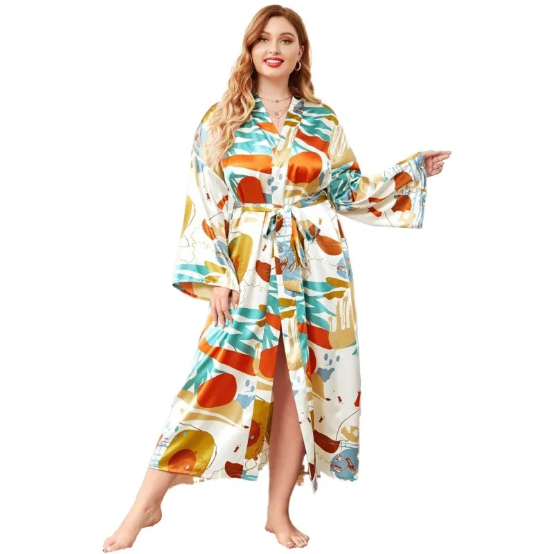 Ladies' large size house gown with silk print loose version with large size printed gown 
Ladies' large size house gown with silk print loose version with large size printed gown