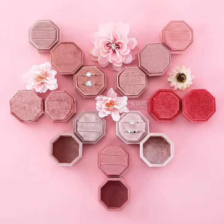 Gaby new design plush ring jewelry box hexagon package colorful velvet ring boxes for body jewelry, Pink/red/gray/green
Gaby new design plush ring jewelry box hexagon package colorful velvet ring boxes for body jewelry, Pink/red/gray/green