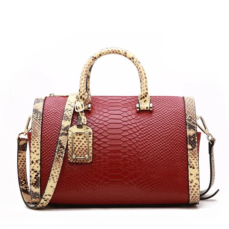 2020 new summer fashion design lady leather hand bags vintage shoulder pillow boston bag customizable snake print handbags, Red,black,white
2020 new summer fashion design lady leather hand bags vintage shoulder pillow boston bag customizable snake print handbags, Red,black,white