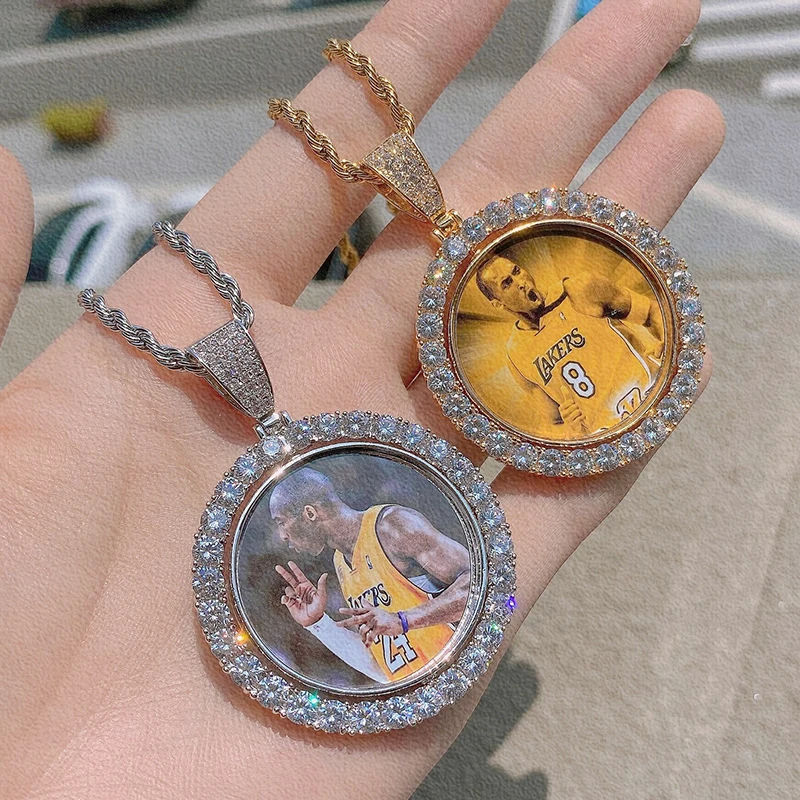 2020 New Arrival Hip Hop Jewelry Iced Out Rotate Circle Custom Memory Photo Pendant Necklaces Chain, Gold,silver
2020 New Arrival Hip Hop Jewelry Iced Out Rotate Circle Custom Memory Photo Pendant Necklaces Chain, Gold,silver