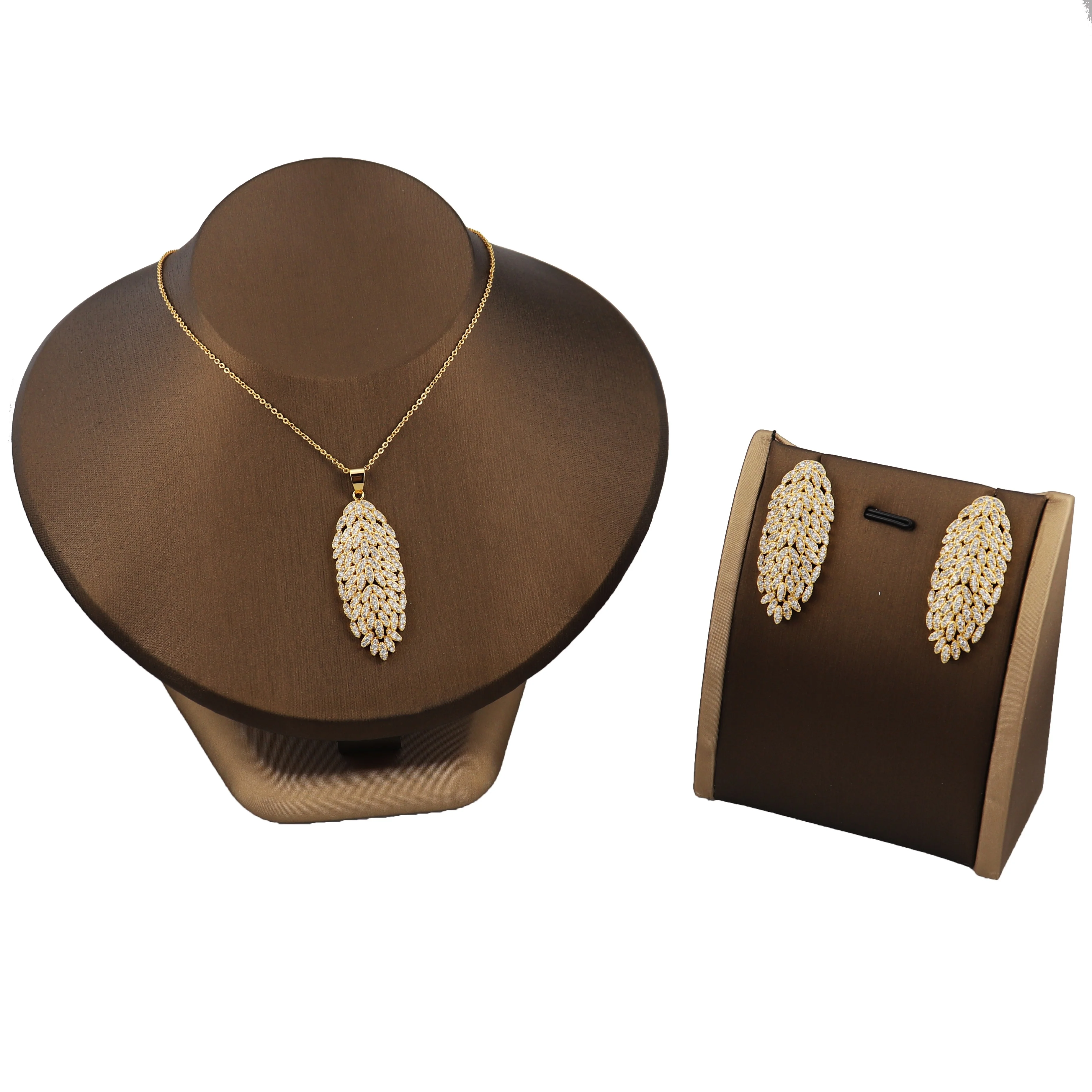 Fashion high quality feather-shape zircon wedding jewelry women girl bridal set plated 18k gold jewelry set
Fashion high quality feather-shape zircon wedding jewelry women girl bridal set plated 18k gold jewelry set