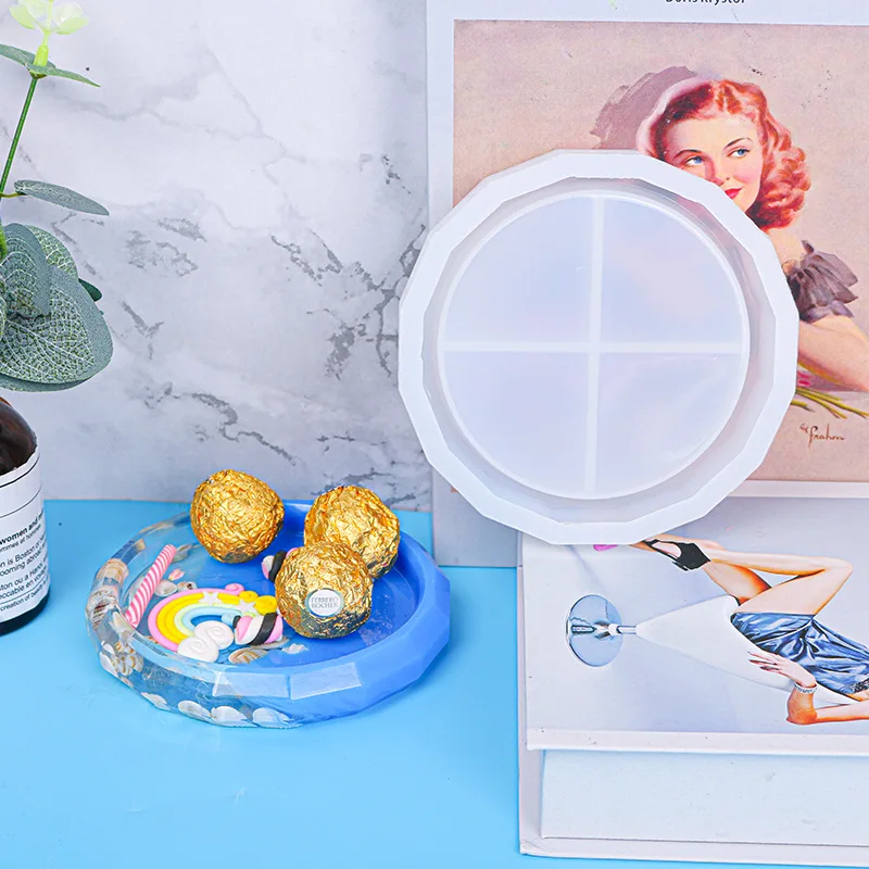 New Diamond-shaped Plate Crystal Drops Glue Tray Mold Large Round Store Items DIY Epoxy Resin Silicone Mold, White
New Diamond-shaped Plate Crystal Drops Glue Tray Mold Large Round Store Items DIY Epoxy Resin Silicone Mold, White