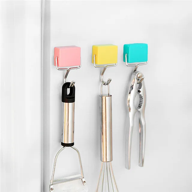 2021 Creative Super Suction Refrigerator Traceless Magnetic Hook, As show
