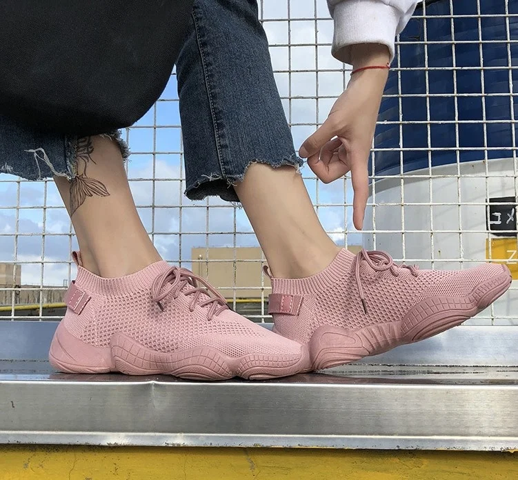 Low Price Comfort Fly Weaving Pink Sport Running Gym Shoes Women Sneakers, Pink/black/white
Low Price Comfort Fly Weaving Pink Sport Running Gym Shoes Women Sneakers, Pink/black/white