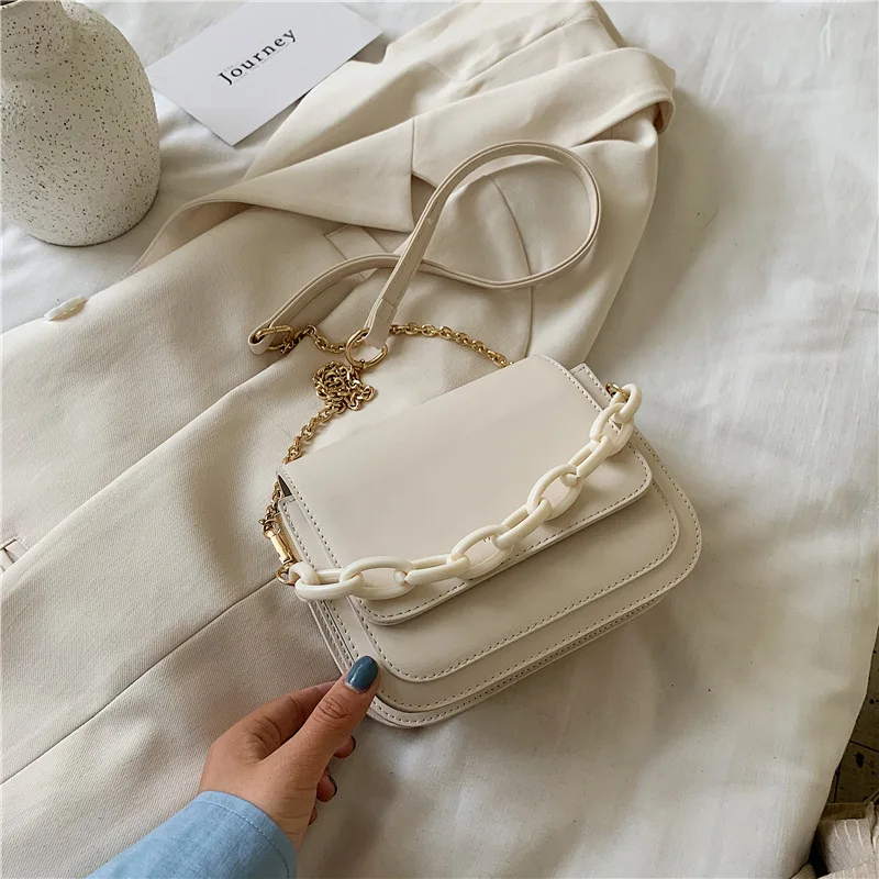 ST-0852 The New Small Bread Fashion Trend Line Joker One Shoulder Small Chain Purse Summer Handbags, Multi color
ST-0852 The New Small Bread Fashion Trend Line Joker One Shoulder Small Chain Purse Summer Handbags, Multi color