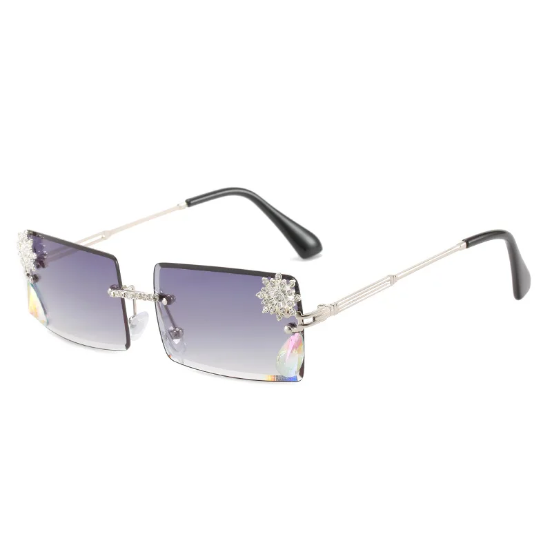 2022 New Trendy Shades Personality Diamond sun glasses Small Square Glasses Fashion sunglasses Women
2022 New Trendy Shades Personality Diamond sun glasses Small Square Glasses Fashion sunglasses Women