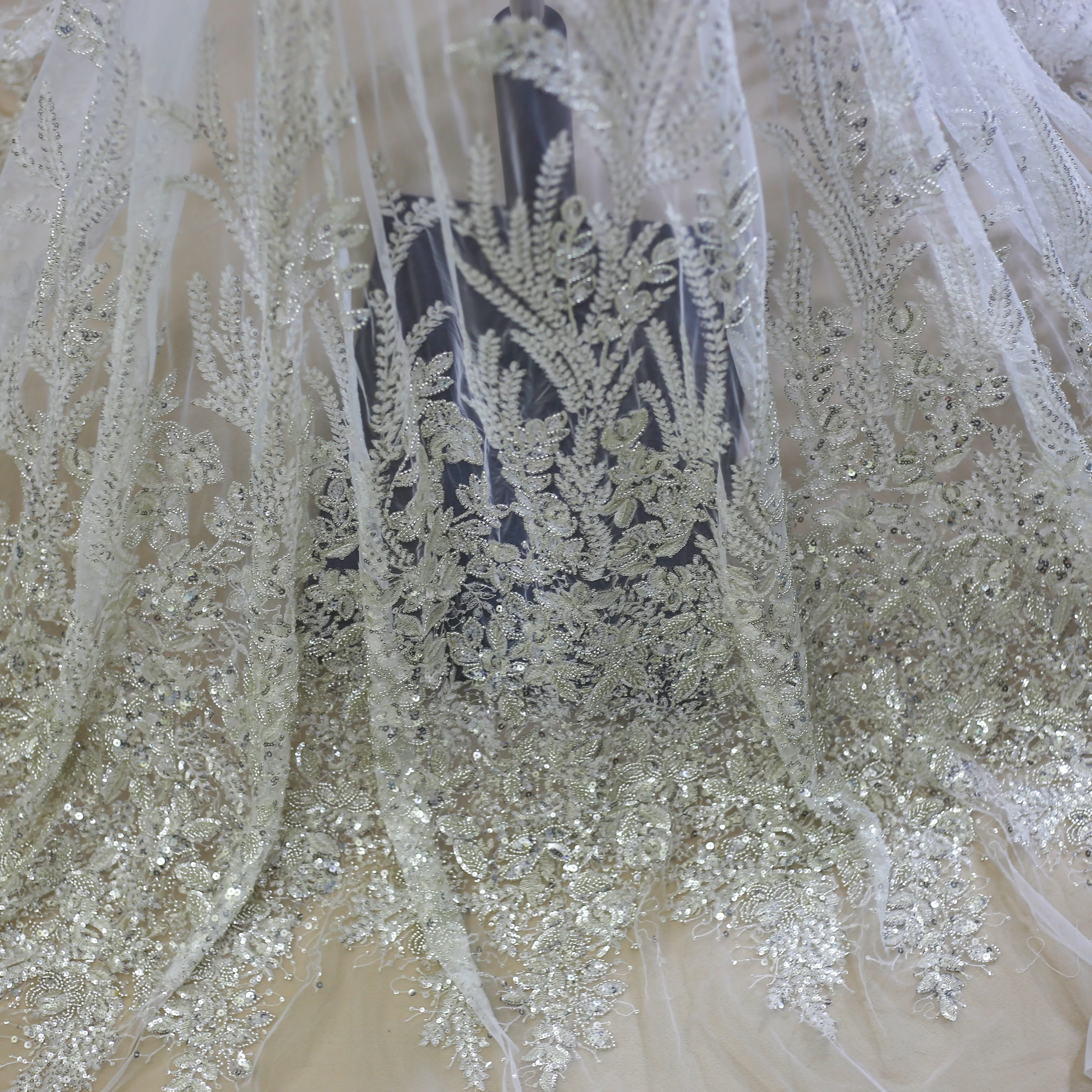 Custom 100% polyester wedding lace and fabric heavy handmade beaded lace, Off whiteas your request
Custom 100% polyester wedding lace and fabric heavy handmade beaded lace, Off whiteas your request