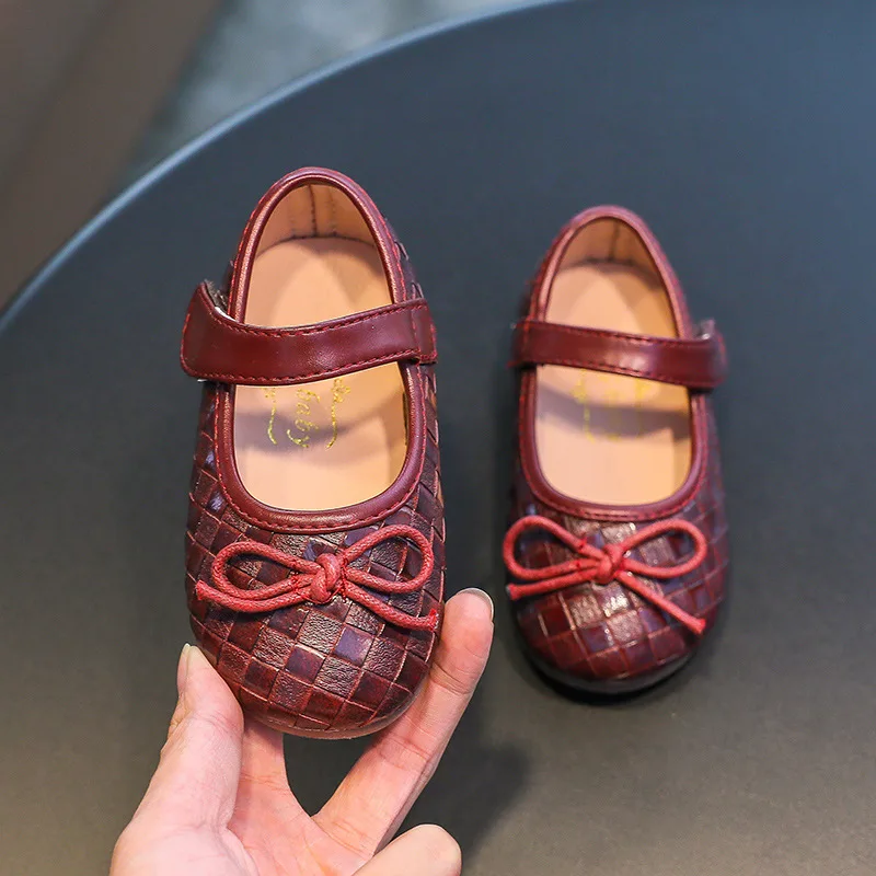 2020 Summer Kids Girls Shoes Slide Adjustable Soft Rubber Sole Sandals, Black, red
2020 Summer Kids Girls Shoes Slide Adjustable Soft Rubber Sole Sandals, Black, red