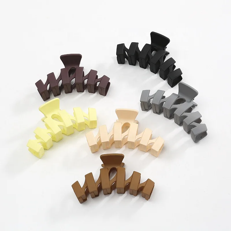 MIO Wholesale wavy hair claw clips Solid Color Matte Hair Clip Claw Wave Shape Big Hair Clamp Claw For Women Ladies Girls
MIO Wholesale wavy hair claw clips Solid Color Matte Hair Clip Claw Wave Shape Big Hair Clamp Claw For Women Ladies Girls