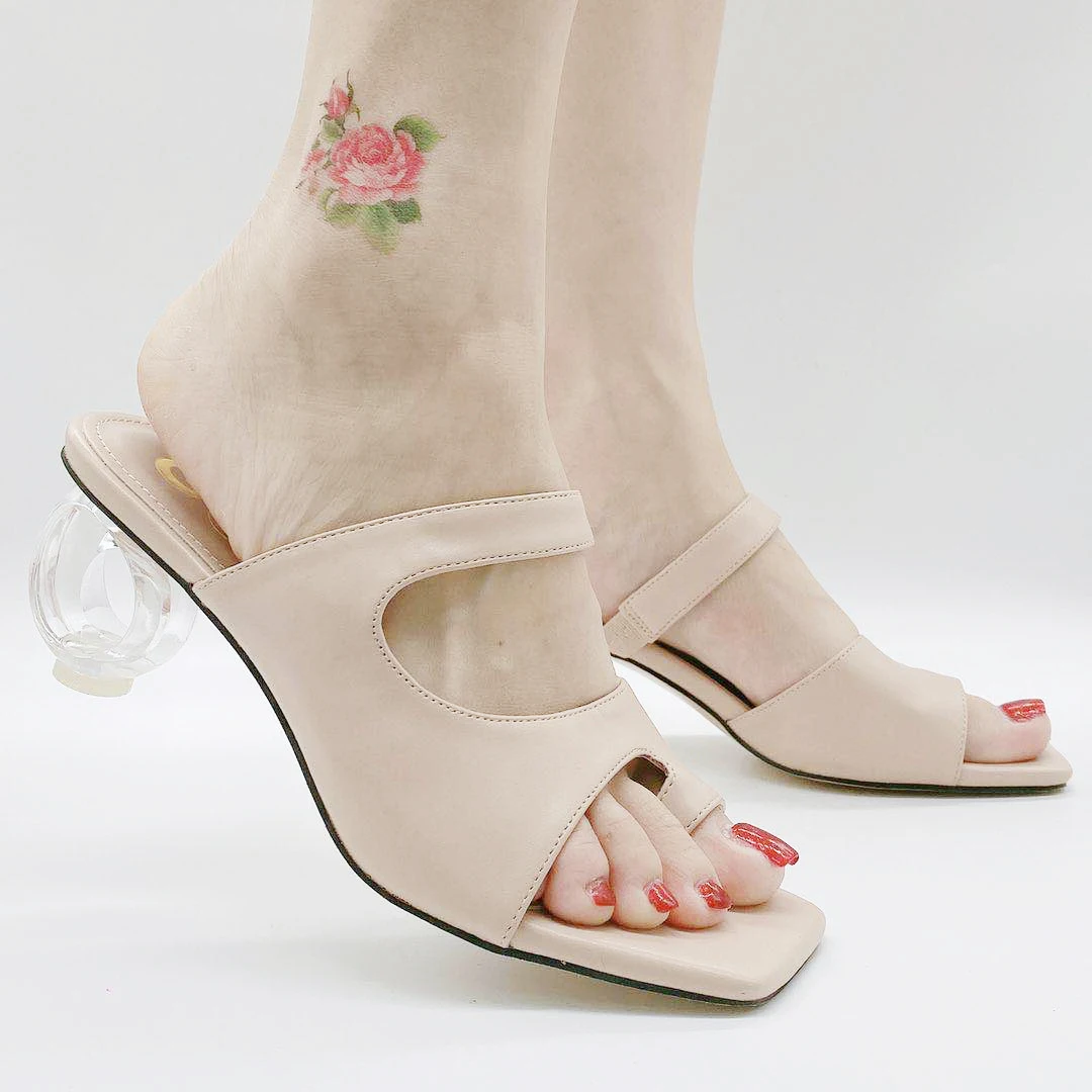 Top Brand Customized Logo Mid-heeled Medium Heels Shoes Women Ladies High Heeled Shoes Outdoor Slippers Fashion Shoes Summer
Top Brand Customized Logo Mid-heeled Medium Heels Shoes Women Ladies High Heeled Shoes Outdoor Slippers Fashion Shoes Summer