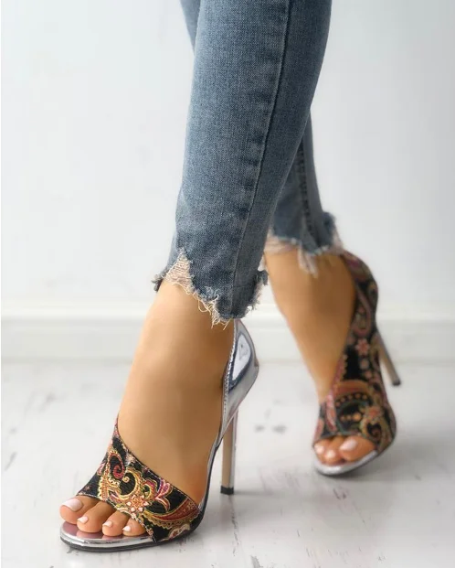 Women's sandals new summer 2021 super high heels women's shoes fashion printed open toe sandals, Black
Women's sandals new summer 2021 super high heels women's shoes fashion printed open toe sandals, Black