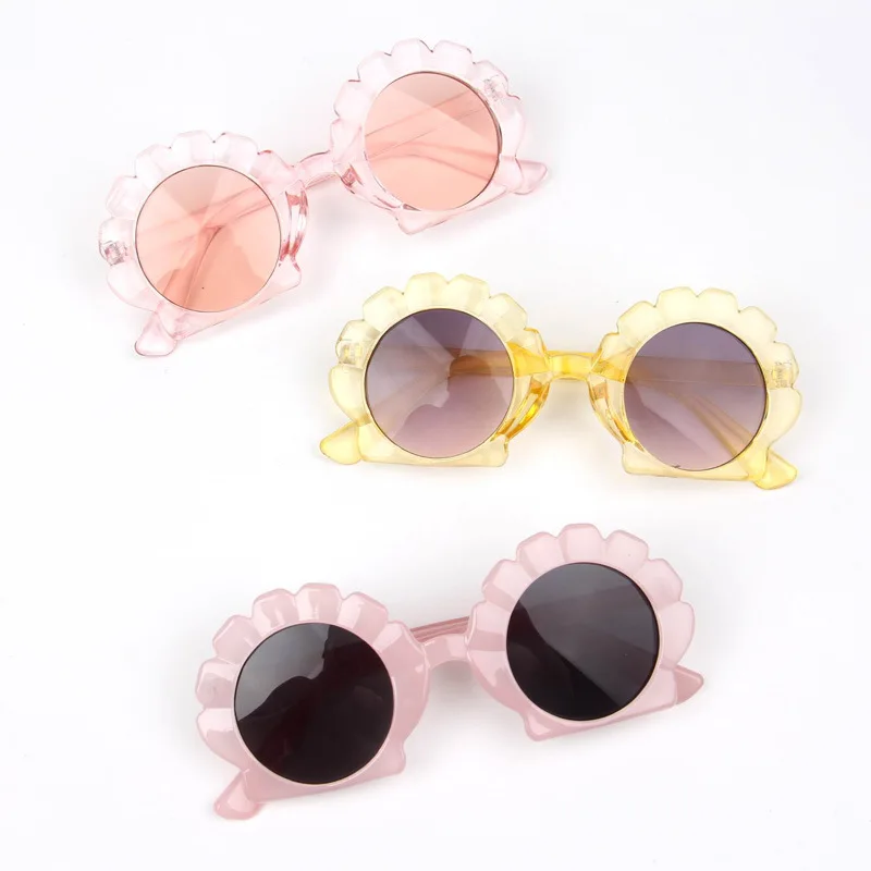 SKYWAY Wholesale Multicolour Cute Boys And Girls Sun Glasses Children Shell Shappe Kids Sunglasses
SKYWAY Wholesale Multicolour Cute Boys And Girls Sun Glasses Children Shell Shappe Kids Sunglasses