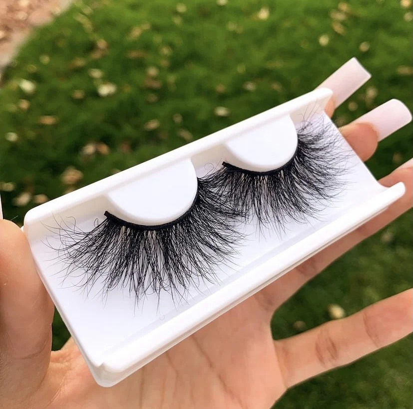 Custom LOGO professional design 3d 25mm lashes wholesale vendor with packaging, Black color
Custom LOGO professional design 3d 25mm lashes wholesale vendor with packaging, Black color