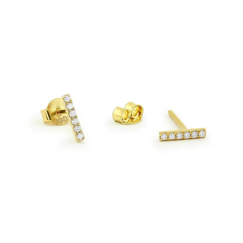 Ins Trendy S925 Sterling Silver Paved Diamond Stud Earrings Simple 18K Gold Plated Full Zircon Strip Piercing Earrings
Ins Trendy S925 Sterling Silver Paved Diamond Stud Earrings Simple 18K Gold Plated Full Zircon Strip Piercing Earrings