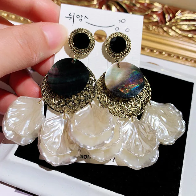 Vintage Shell Round Tassel Water Drop Earrings for Women Jewelry Dangle Drop Earrings Jewelry Earrings, Picture shows
Vintage Shell Round Tassel Water Drop Earrings for Women Jewelry Dangle Drop Earrings Jewelry Earrings, Picture shows