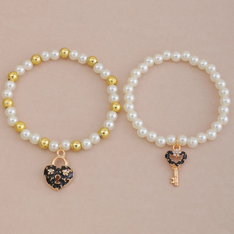 Wholesale Fashion Bracelet Key Chain Bracelet With Lock Pearl Charm Bracelet For Girls, Colourful
Wholesale Fashion Bracelet Key Chain Bracelet With Lock Pearl Charm Bracelet For Girls, Colourful