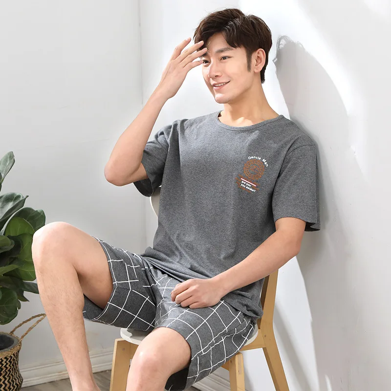 Plus Size Men Pajama Set Cotton Striped Short Sleeve Leisure Male Sleepwear Suits Nightwear Men Pijamas cotton pajamas pyjamas 
Plus Size Men Pajama Set Cotton Striped Short Sleeve Leisure Male Sleepwear Suits Nightwear Men Pijamas cotton pajamas pyjamas