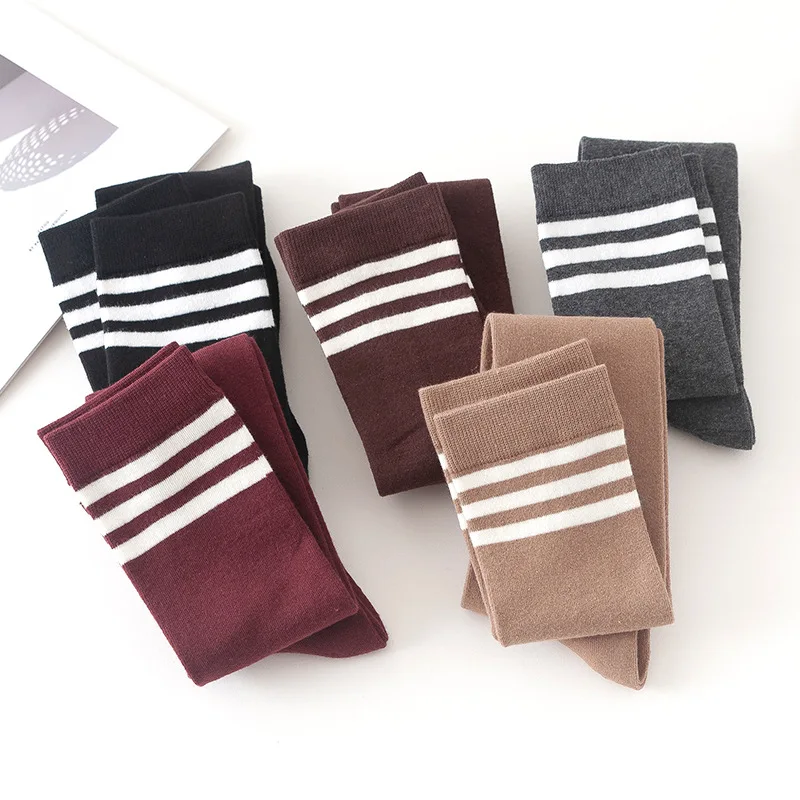 Japanese solid color thigh high retro college three bar style long socks new autumn fashion over knee women socks, Multu-color
Japanese solid color thigh high retro college three bar style long socks new autumn fashion over knee women socks, Multu-color