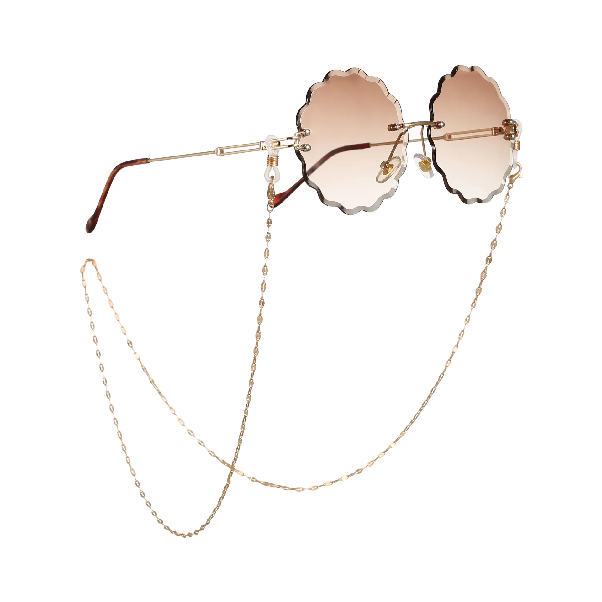 Simple retro style metal glasses chain hanging neck gold O word glasses thin chain non-slip sunglasses hanging chain
Simple retro style metal glasses chain hanging neck gold O word glasses thin chain non-slip sunglasses hanging chain