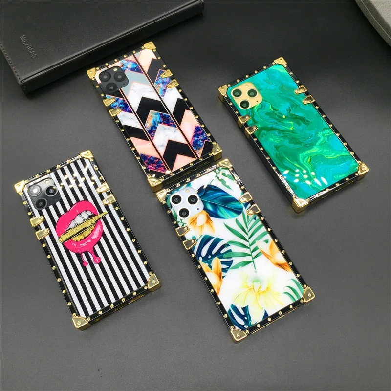 Retro Square Flower Lips Cover Case for Samsung Galaxy Note 20 Ultra Note 10 9 8 S8 S9 S10 S21 Ultra S20 Plus A50 A70 A51 A71
Retro Square Flower Lips Cover Case for Samsung Galaxy Note 20 Ultra Note 10 9 8 S8 S9 S10 S21 Ultra S20 Plus A50 A70 A51 A71