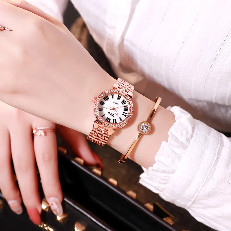 Wholesale manufacturers Gold silver diamond custom logo watch Roman style quartz wristwatch women ladies girl cheap watch
Wholesale manufacturers Gold silver diamond custom logo watch Roman style quartz wristwatch women ladies girl cheap watch