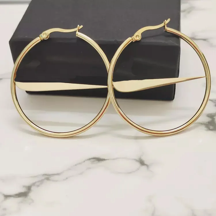 Olivia Street Style 50mm Stainless Steel Big Hoop Earring Jewelry Silver Gold Swoosh Studs Tick Earrings for Women
Olivia Street Style 50mm Stainless Steel Big Hoop Earring Jewelry Silver Gold Swoosh Studs Tick Earrings for Women