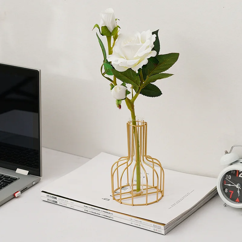 Flower Vases Small Nordic Plant Bud Modern Clear Cheap Decoration Rose Gold Wedding Metal Glass Flower Vases For Home Decor
Flower Vases Small Nordic Plant Bud Modern Clear Cheap Decoration Rose Gold Wedding Metal Glass Flower Vases For Home Decor
