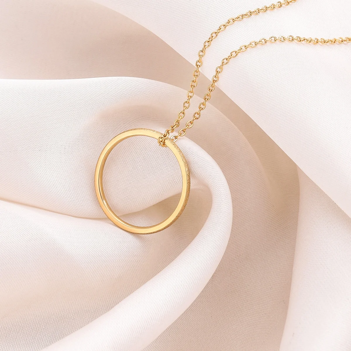 Statement Necklace Women Dainty Stainless Steel Necklace Choker Pendant Necklace Fashion Jewelry, Rose gold,gold,silver
Statement Necklace Women Dainty Stainless Steel Necklace Choker Pendant Necklace Fashion Jewelry, Rose gold,gold,silver