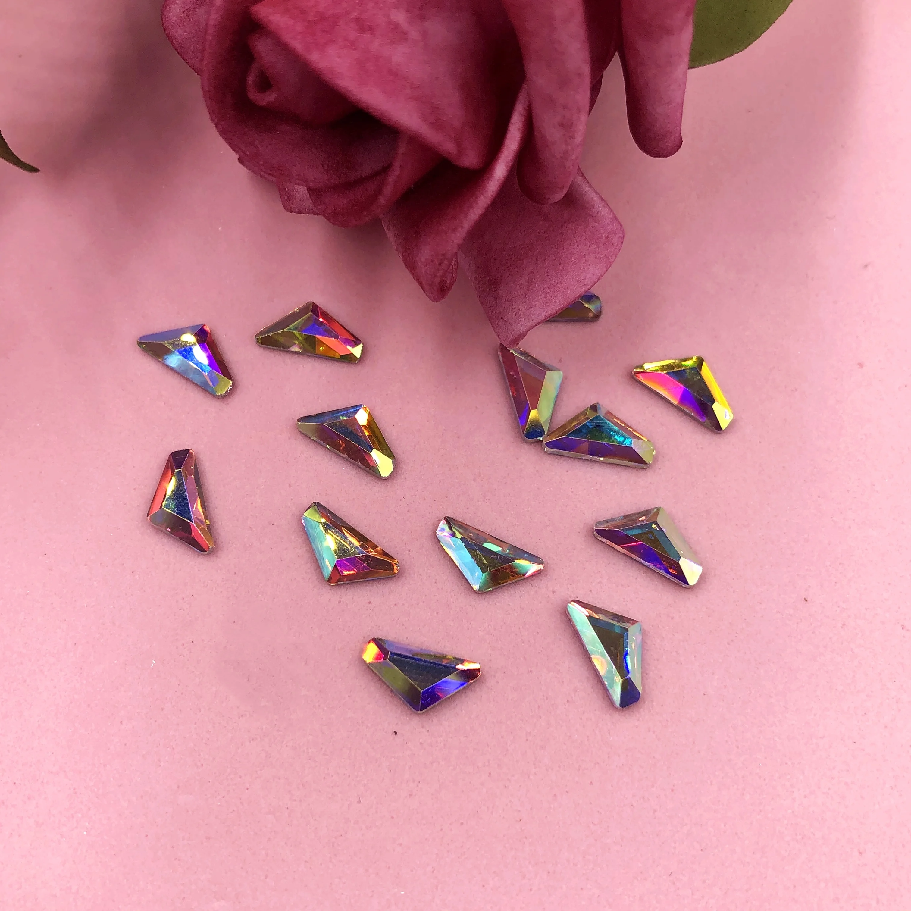 High Quality Gold Bottom Customized Colorful AB Triangle Shape Loose Cristal Nail Rhinestones
High Quality Gold Bottom Customized Colorful AB Triangle Shape Loose Cristal Nail Rhinestones