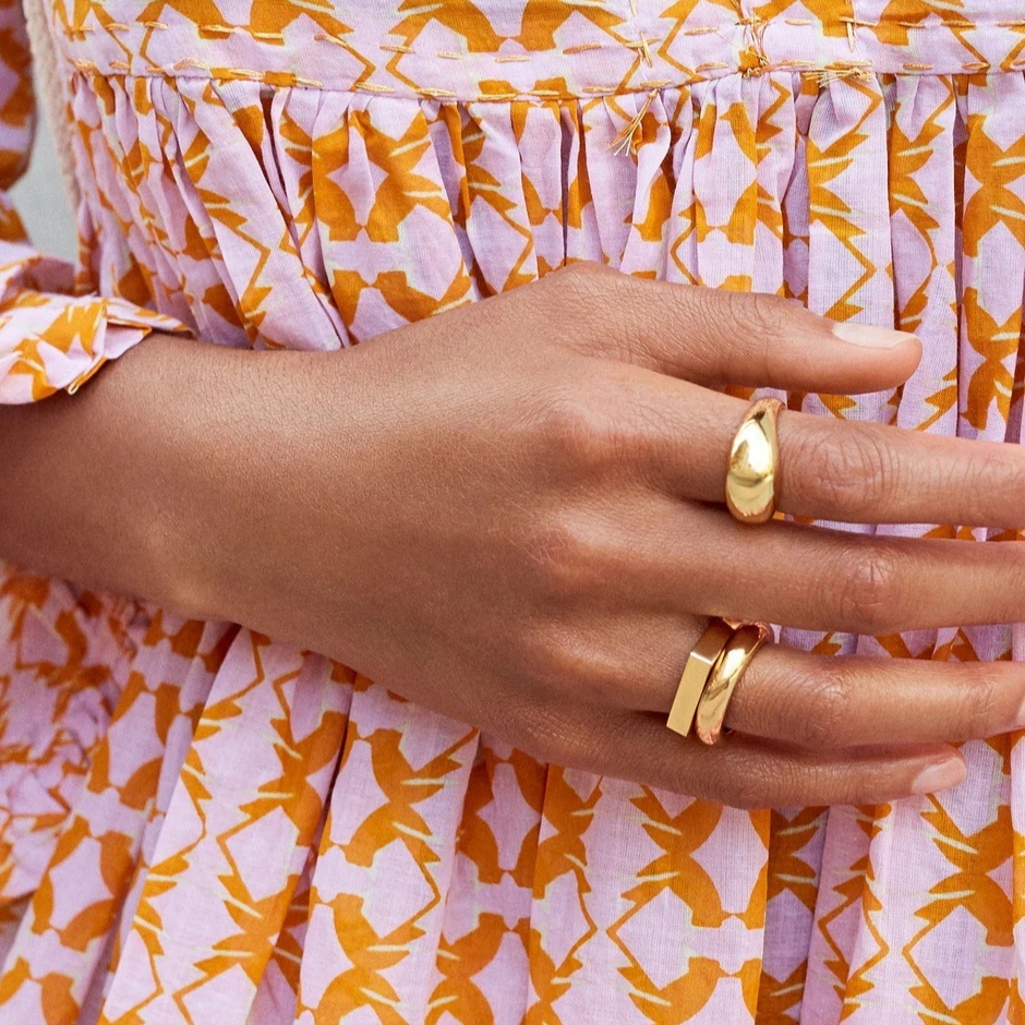 INS hot seal real gold plated jewelry shiny rings high quality minimalist design brass plated real gold rings jewelry women
INS hot seal real gold plated jewelry shiny rings high quality minimalist design brass plated real gold rings jewelry women