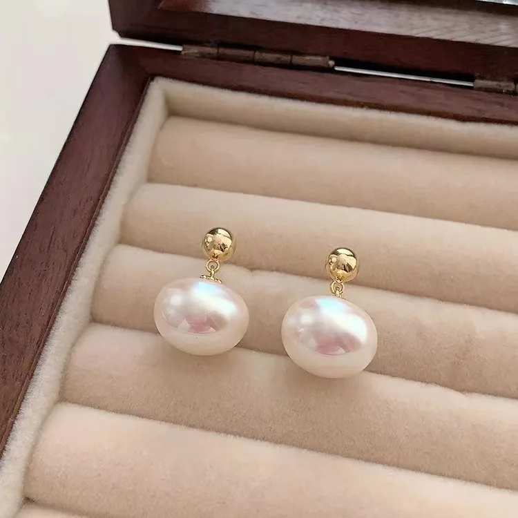 2023 Summer Hot Selling Luxury Metal Simple Exquisite Pearl Earrings Bridal Accessories For Women
2023 Summer Hot Selling Luxury Metal Simple Exquisite Pearl Earrings Bridal Accessories For Women