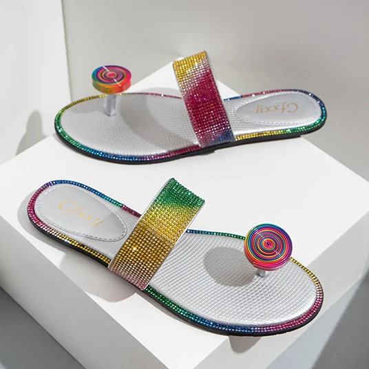Dropshipping Candy Color Women Flip Flops Circle Rhinestone Slipper Sandals Beach Casual Women Amazon Hot Selling Flat Slippers
Dropshipping Candy Color Women Flip Flops Circle Rhinestone Slipper Sandals Beach Casual Women Amazon Hot Selling Flat Slippers