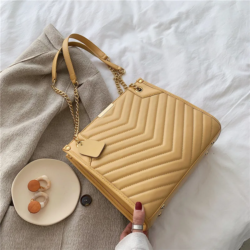 2019 New fashion PU Korean Satchel Large Capacity Wideband Shoulder Bag, As pictures
2019 New fashion PU Korean Satchel Large Capacity Wideband Shoulder Bag, As pictures