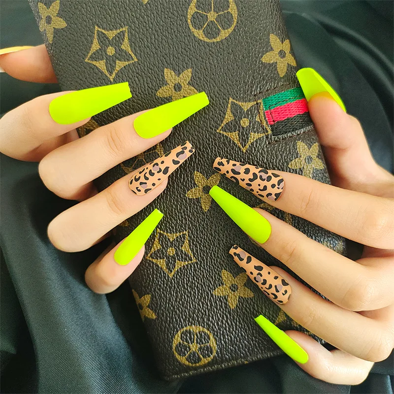 Cheap Wholesale New Fashion High Quality Designed Tip Press False Nails, Matte leopard print
Cheap Wholesale New Fashion High Quality Designed Tip Press False Nails, Matte leopard print