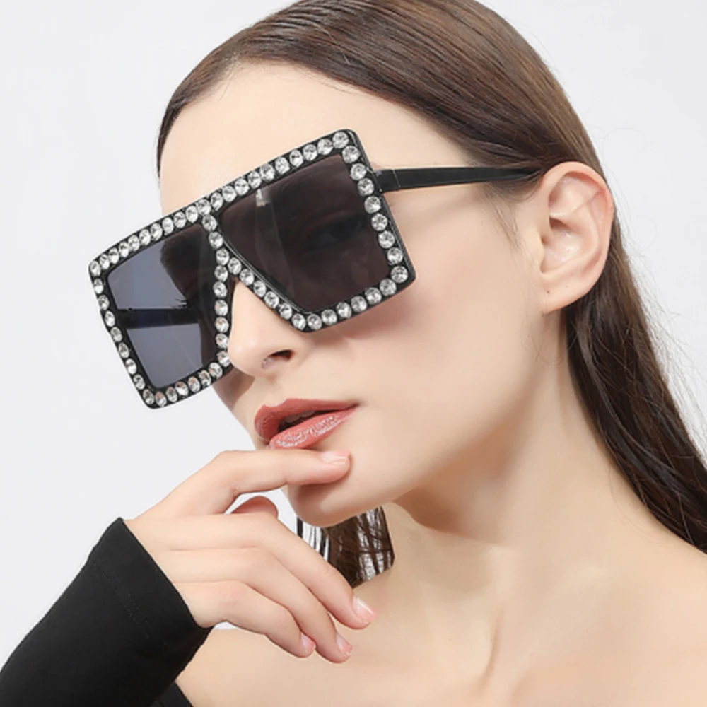 2021 New Arrival Shades Luxury Eyewear Trendy Anti-UV400 Diamond Bling Multi Colors Sunglasses for Women
2021 New Arrival Shades Luxury Eyewear Trendy Anti-UV400 Diamond Bling Multi Colors Sunglasses for Women