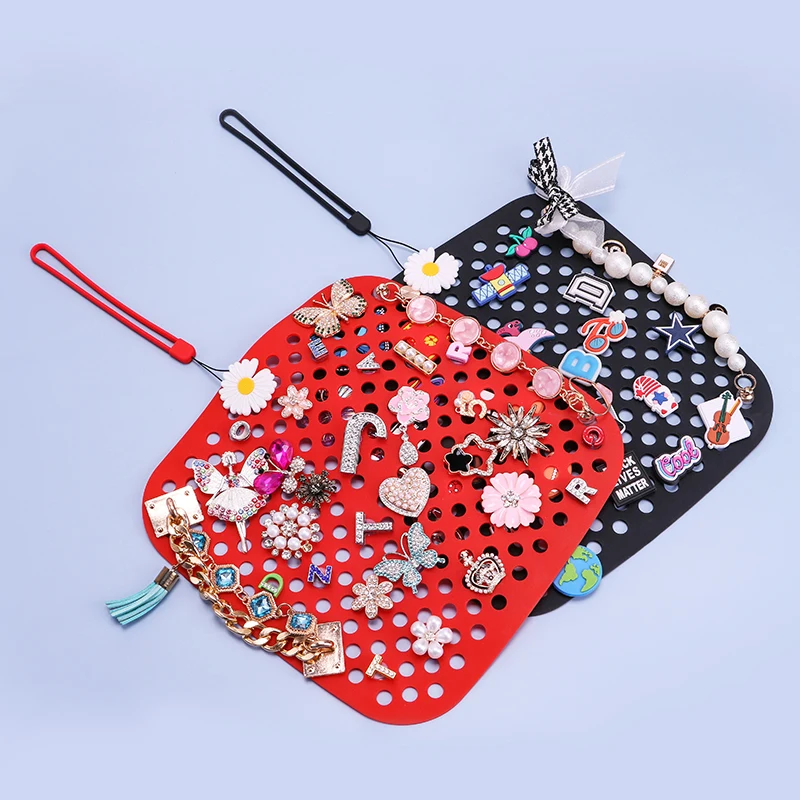 Decoration Charm Organizer Mat Portable Roll Storage Bag Wall Mounted Hanging Silicone Display Stand Pad Shoe Charms Organize
Decoration Charm Organizer Mat Portable Roll Storage Bag Wall Mounted Hanging Silicone Display Stand Pad Shoe Charms Organize