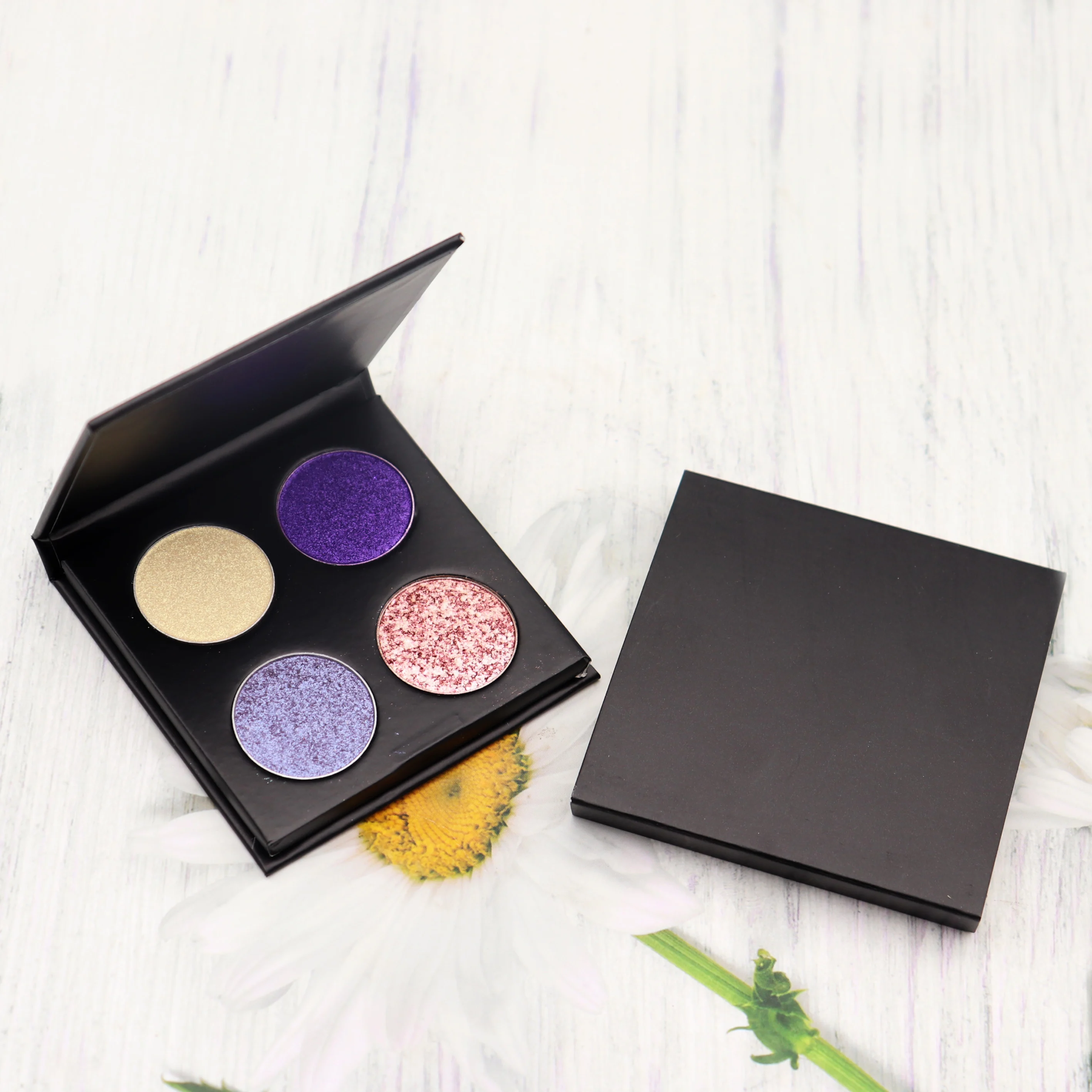 2021 Multi Colored Custom Private Label Eyeshadow Palette 4 Colors Available Eyeshadow For Women Makeup, White
2021 Multi Colored Custom Private Label Eyeshadow Palette 4 Colors Available Eyeshadow For Women Makeup, White