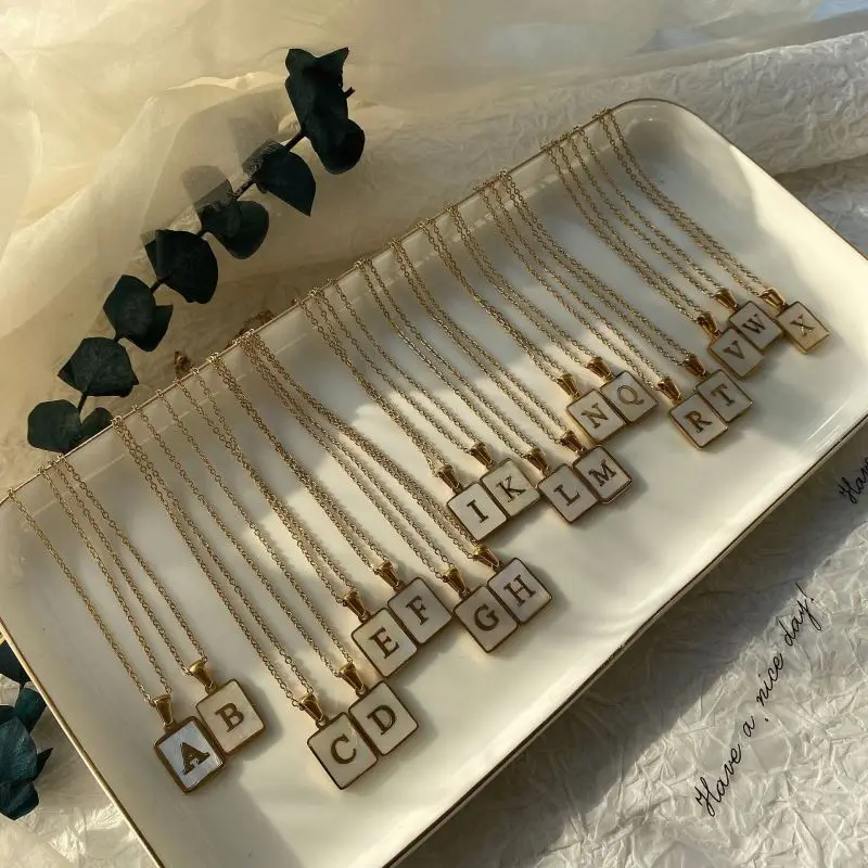 IN1717 Lincy Geometric Square Stainless Steel Necklace French Style Baroque Pearl 26 Initial Letter Pendant Necklace
IN1717 Lincy Geometric Square Stainless Steel Necklace French Style Baroque Pearl 26 Initial Letter Pendant Necklace