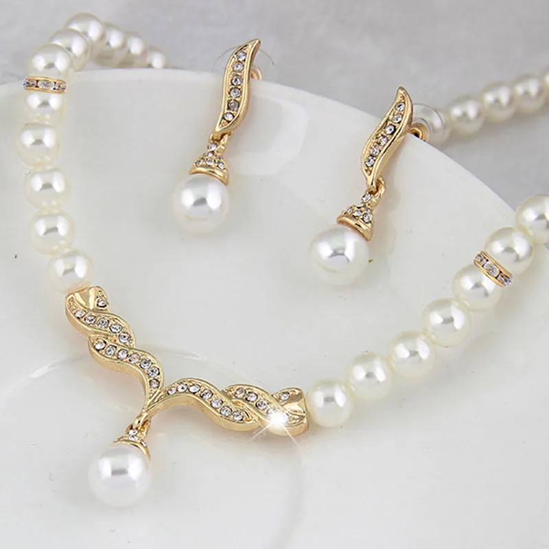 Creative Gold Color Necklace + 1 Pair Earrings Wedding Bridal Pearl Jewelry Set For Women Lady Female, Picture
Creative Gold Color Necklace + 1 Pair Earrings Wedding Bridal Pearl Jewelry Set For Women Lady Female, Picture