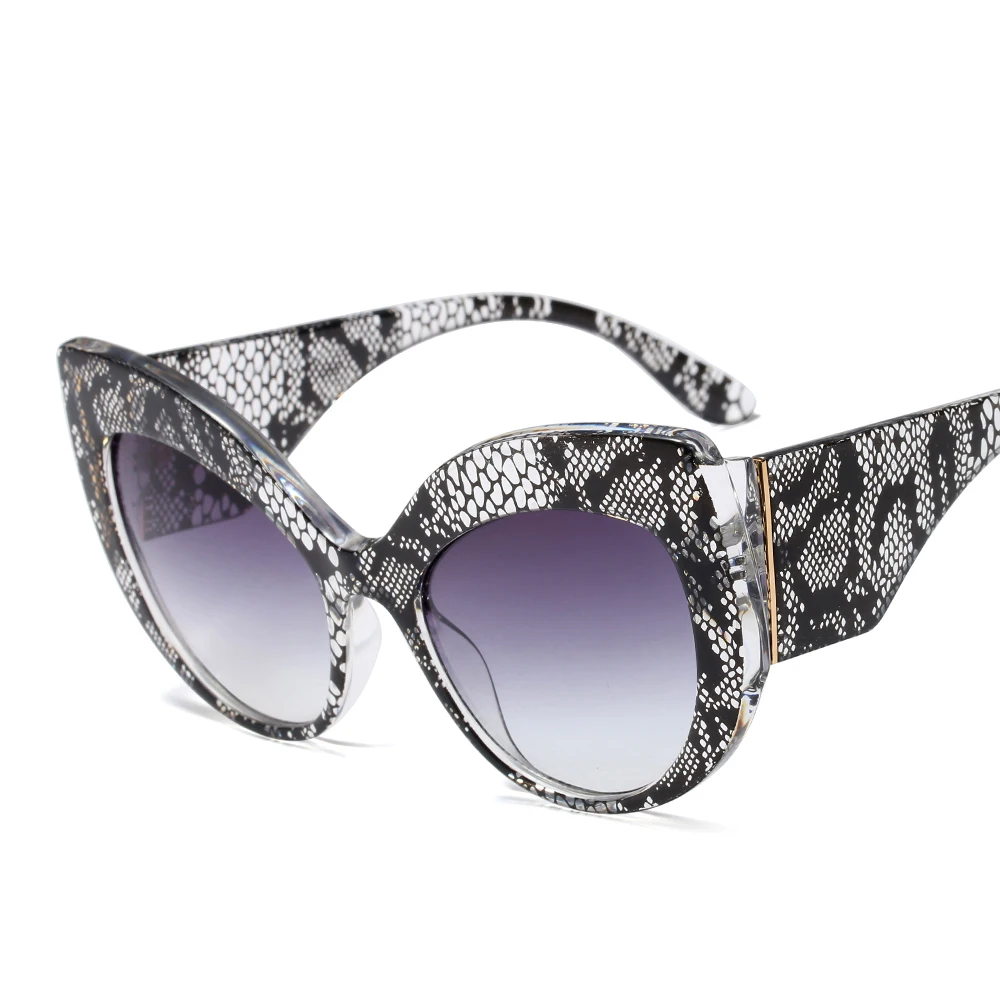 2021 New Fashion Sunglasses Brand Designer Oversized Women UV400 Vintage Italian Brand Cat Eye Sunglasses
2021 New Fashion Sunglasses Brand Designer Oversized Women UV400 Vintage Italian Brand Cat Eye Sunglasses