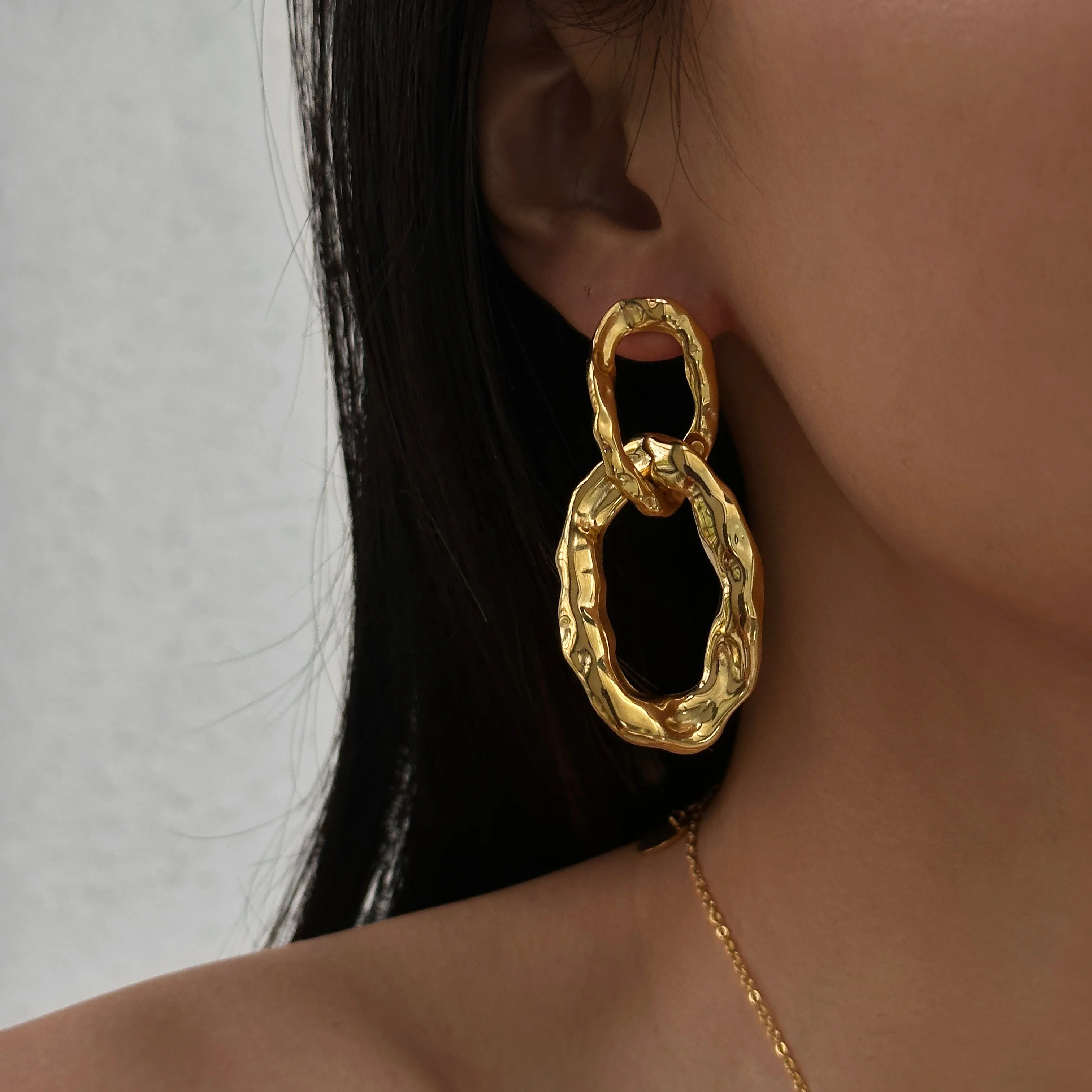 Dazan HOT 18k Gold Plated Unique Hypoallergenic Stainless Steel Double Design Irregularly Vintage Banquet Earrings For Women
Dazan HOT 18k Gold Plated Unique Hypoallergenic Stainless Steel Double Design Irregularly Vintage Banquet Earrings For Women